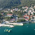 Sara Apartman *