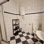 Sara Apartman