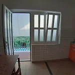 Sara *