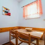 Sara Apartman