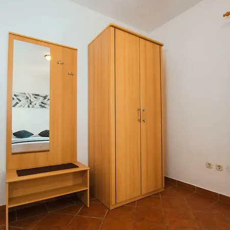 Sara Apartmán Trogir
