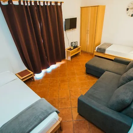 Apartmán Sara *